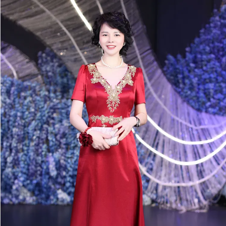 BOFEINA/帛妃娜高定洋气礼服宴会修身酒红色妈妈装婆婆婚宴服