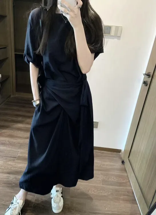 2025夏季新款设计感圆领交叉绑带气质收腰显瘦长款短袖连衣裙女