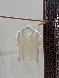 鑫燃KIKI 100醋酸时尚简约圆领衬衣 3256 ZHT