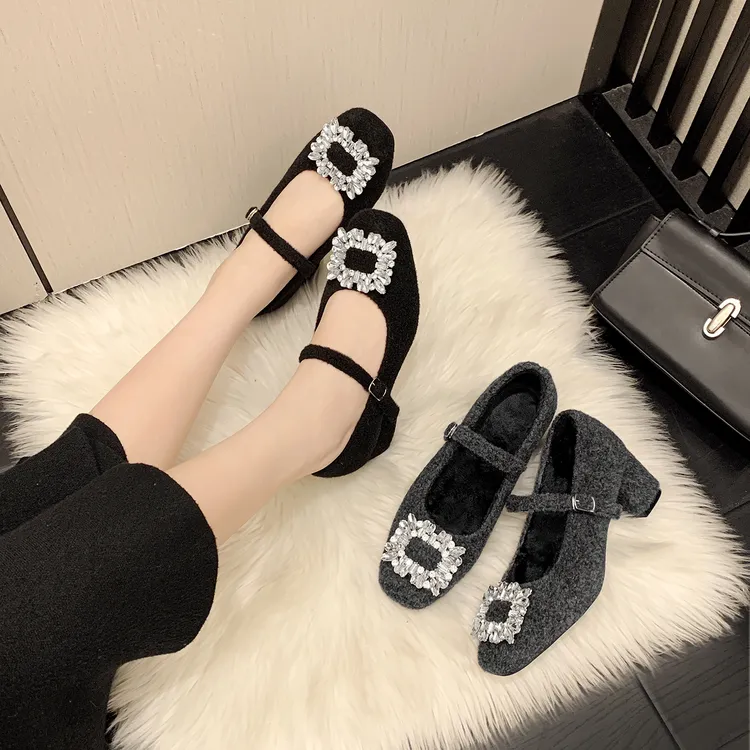 小码女鞋313233水钻方扣毛毛玛丽珍单鞋冬外穿保暖高跟不累脚鞋子