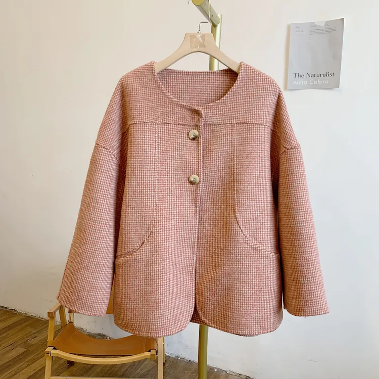 宠爱Y3059圆领大口袋两粒扣毛呢外套