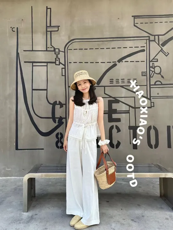 2025春夏新款韩系优雅小船领重工抽绳刺绣背心百搭高腰休闲裤套装