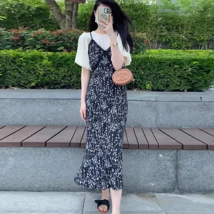 法式减龄碎花连衣裙女士夏季时尚复古高级感气质收腰a字吊带长裙