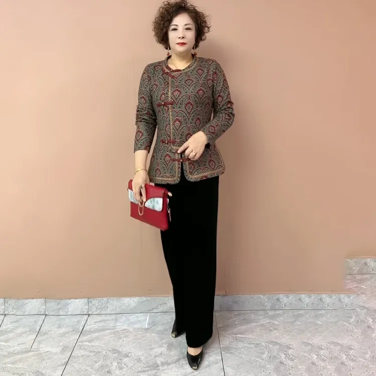 冬季新款中老年妈妈装一体绒加绒保暖旗袍长袖打底衫时尚开衫套装