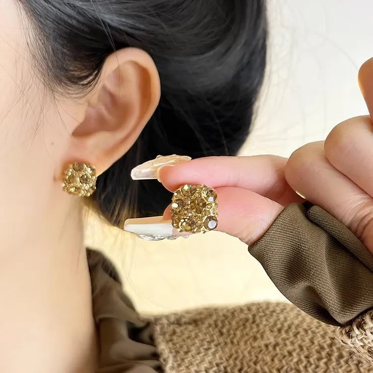 合金锆石耳饰 方形茶色镶满钻超闪锆石复古百搭耳钉轻奢小众设计