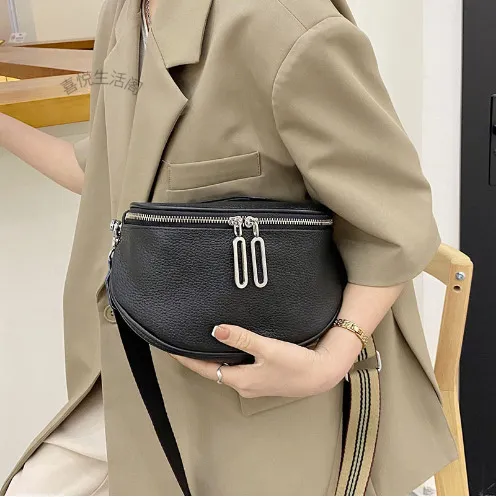 外贸真皮女包头层牛皮马鞍包潮女包时尚休闲单肩斜挎胸包黑色米白