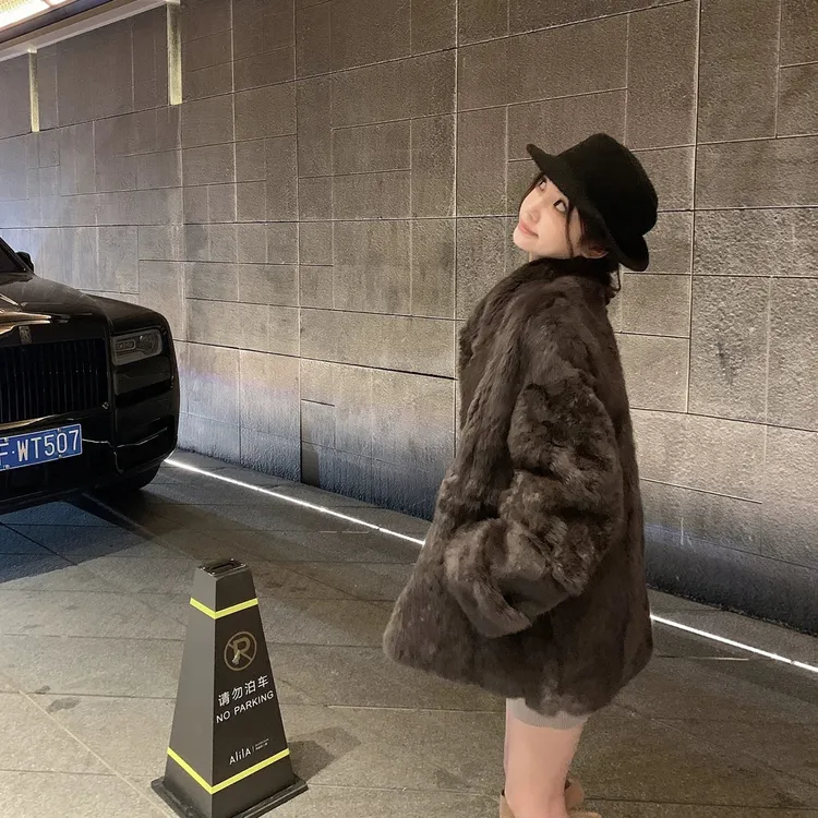 AHET【富人区2.0】2025冬季热卖短款兔毛皮草外套