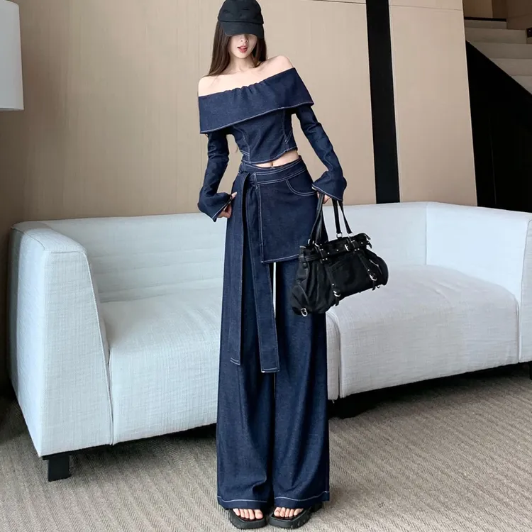 设计感复古柔软牛仔套装女春秋一字肩上衣+高腰阔腿裤+屁帘三件套