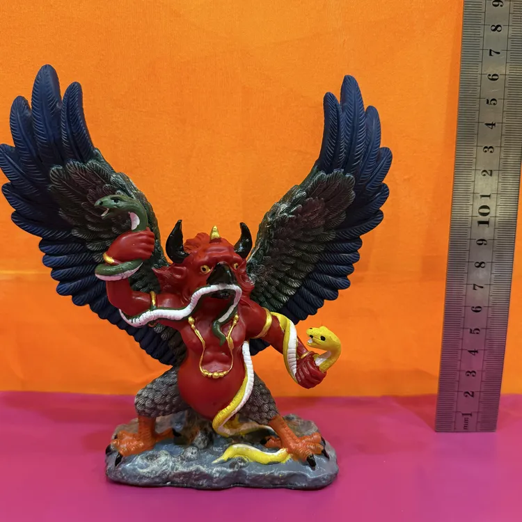 大鹏鸟桌面摆件，精美摆件