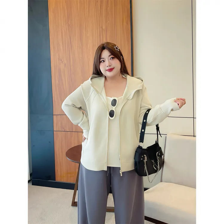 大码女装秋季简约花契200斤胖mm舒适拉满合身款卫衣外套11552-C
