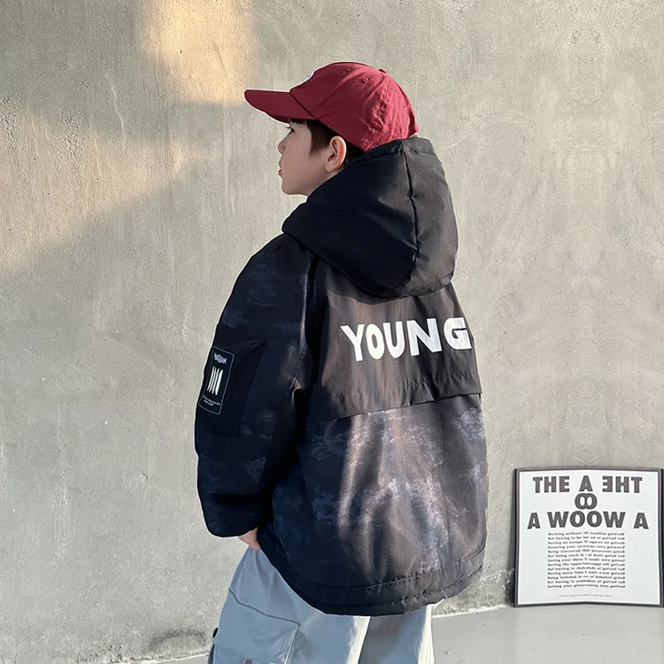 男童冬装外套2025新款中大儿童装男孩冬季加绒工装派克服加厚棉衣