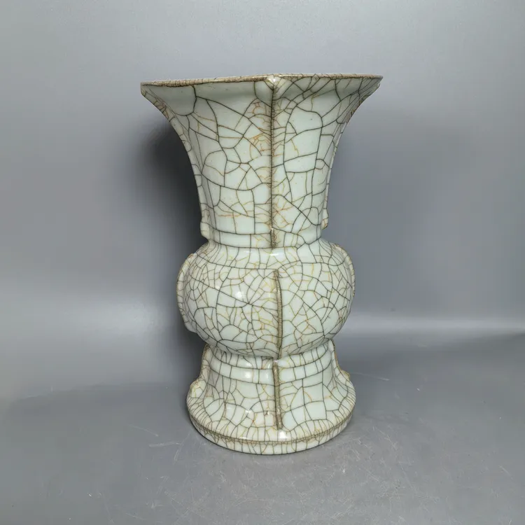 哥窑瓷器摆件欣赏