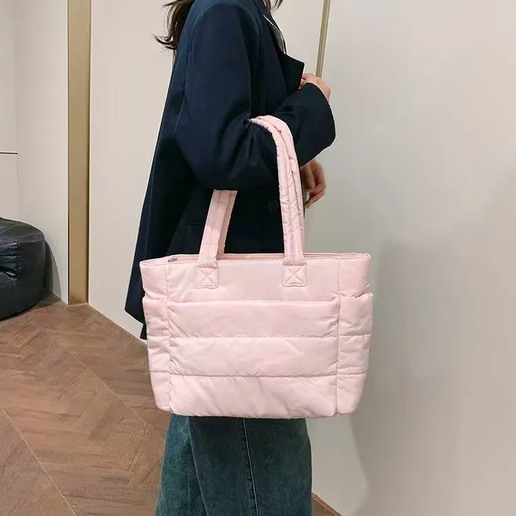 时尚防水ins流行元素妈咪包手提包休闲女士四季通用