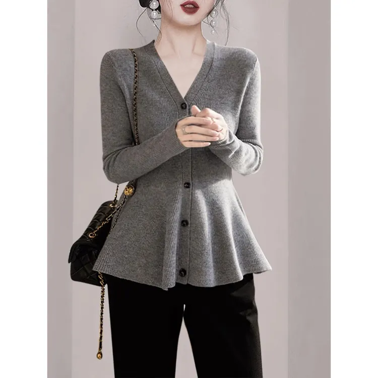 拉夏贝尔设计感鱼尾收腰显瘦针织开衫女秋冬装荷叶摆V领毛衣气质