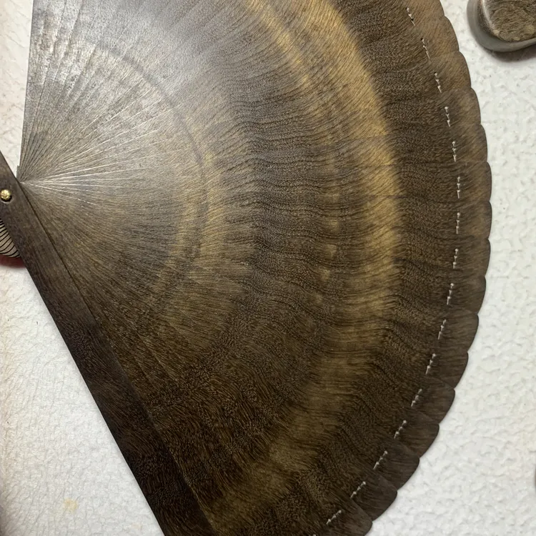 大尺寸水波纹苏扇折扇适合收藏送礼