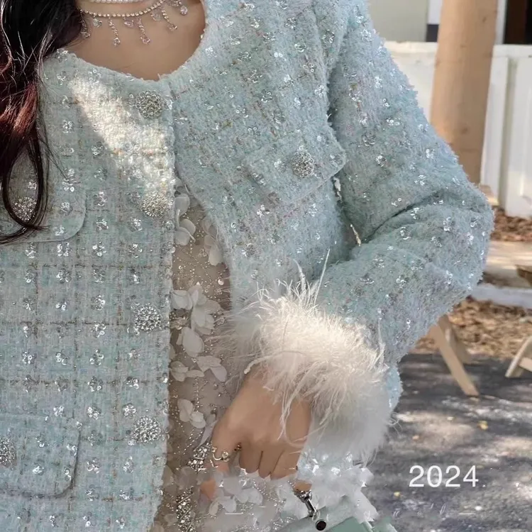蓝色小香风充绒外套女2025秋冬新款高级重工亮片鸵鸟毛短款上衣