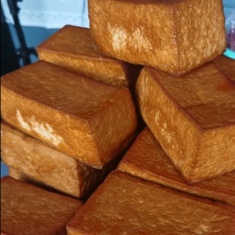 贵州特产黔西柴火烟熏豆腐干农家酸汤豆腐干黄豆每块450g以上