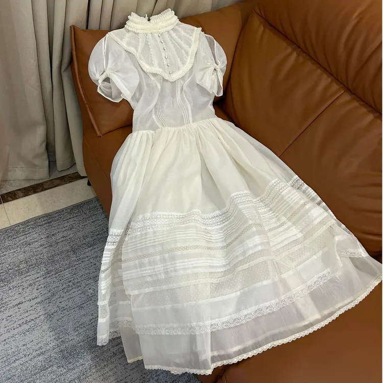 2025夏季新款名媛气质小香风连衣裙富家千金简约高级感时尚短裙