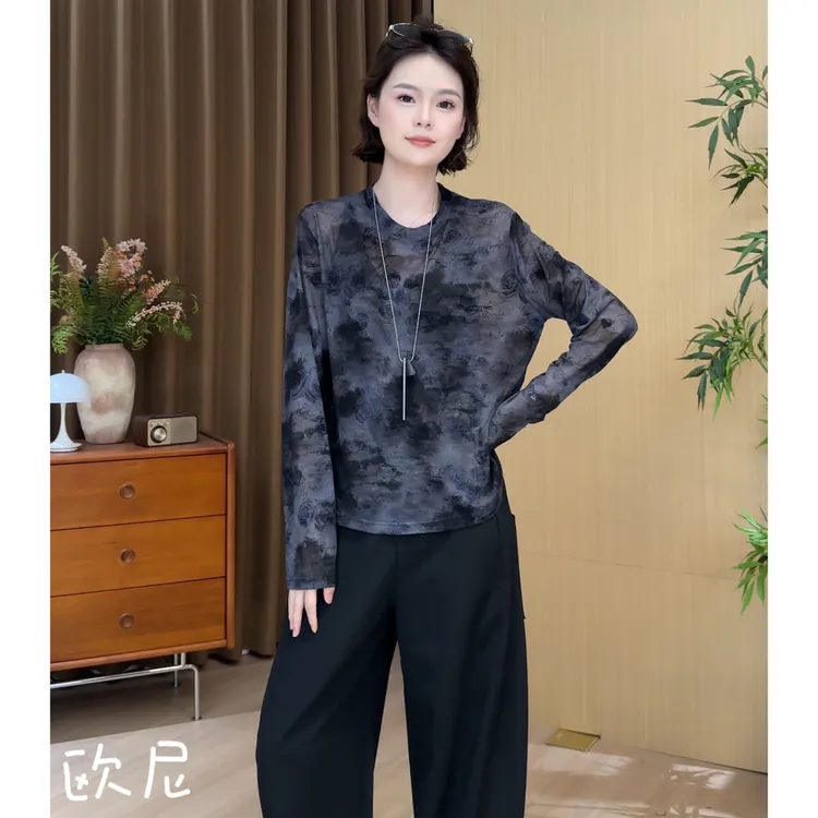 欧尼私服 2025早秋新款圆领设计感印花打底长袖T恤上衣2508C4643