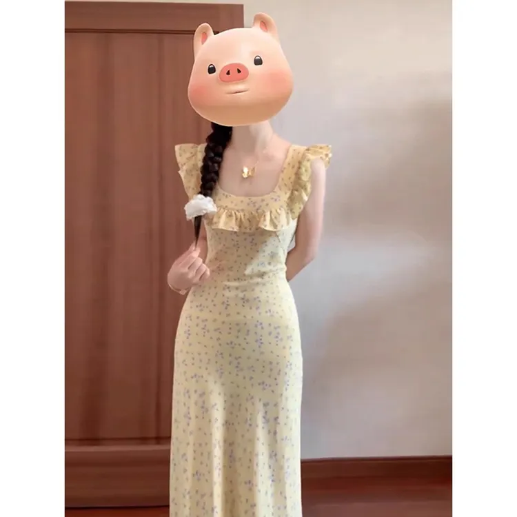 茶歇法式方领飞飞袖连衣裙女夏季荷叶边初恋碎花裙度假风包臀长裙