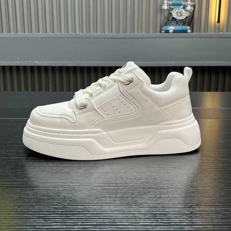 板鞋百搭休闲鞋厚底男士小白鞋时尚真皮潮流潮鞋低帮四季