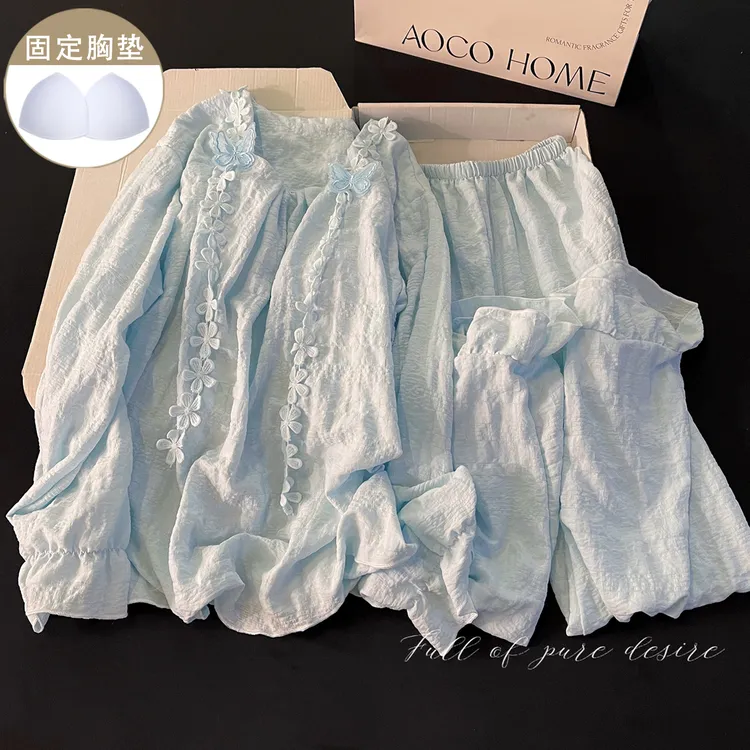 带胸垫睡衣女春秋季新款蓝色蝴蝶宽松花朵长袖秋冬舒适家居服套装