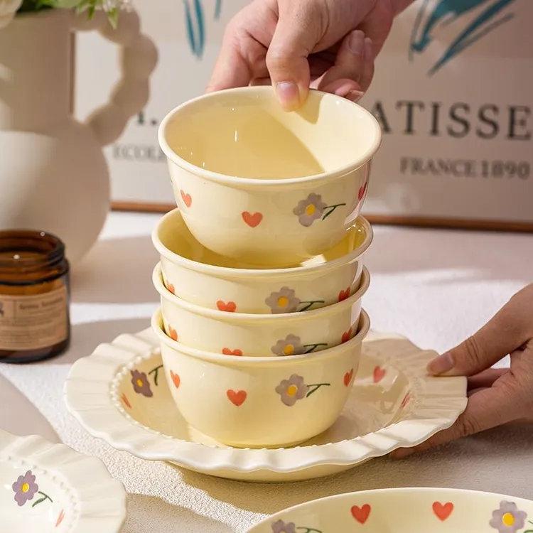 ins奶油风陶瓷紫藤花饭碗家用吃饭碗高颜值釉下彩餐具可爱米饭碗