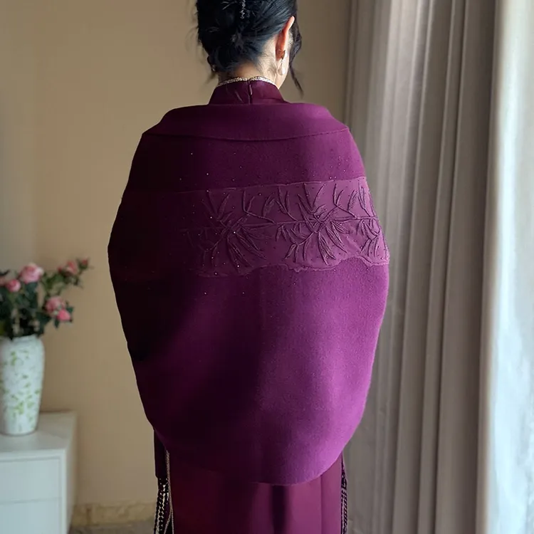 秋冬中老年妈妈婚礼紫色旗袍披肩婆婆礼服外搭刺绣披风中国风厚款