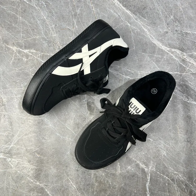 鞋子男款低帮加绒加厚棉鞋子秋冬款黑色潮流百搭痞帅男士休闲板鞋