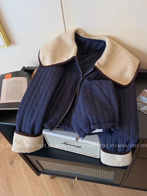 2025秋冬新款撞色时尚气质设计感拼接翻领女小个子保暖短外套上衣