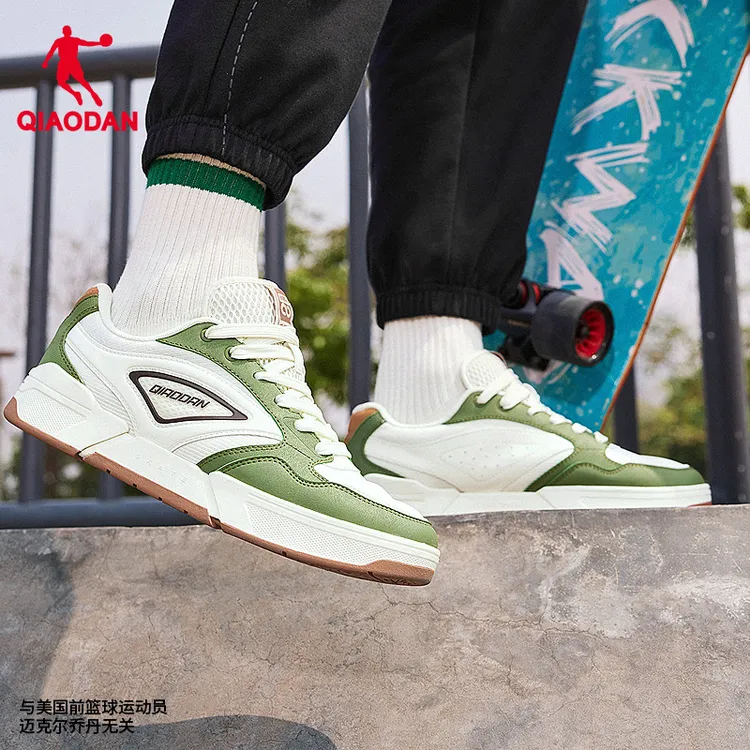 乔丹商场同款2025年秋季新品潮流男子滑板鞋增高百搭绿色橡胶防滑