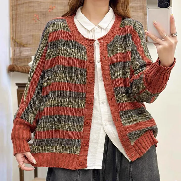 蝙蝠袖新款复古民族风撞色条纹毛衣女秋冬高级感穿搭针织衫上衣女