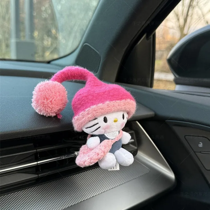 可爱创意kitty猫汽车空调出风口香水夹车载香薰装饰品摆件新款女