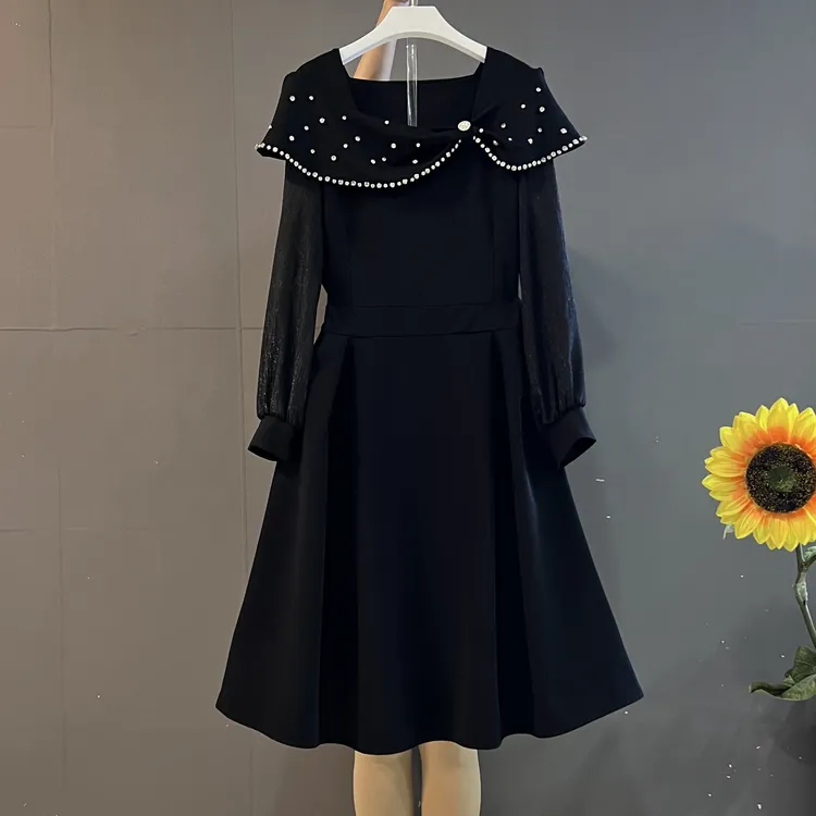 法式时尚重工钉珠披肩领千金风修身显瘦中长款气质连衣裙