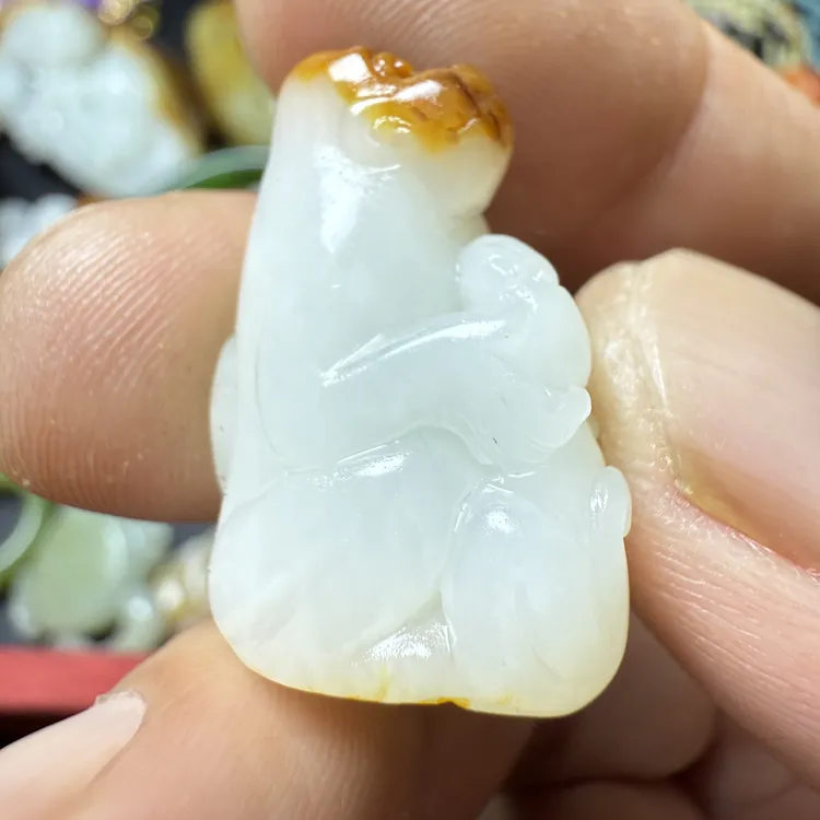 和田玉红皮白肉辈辈封候