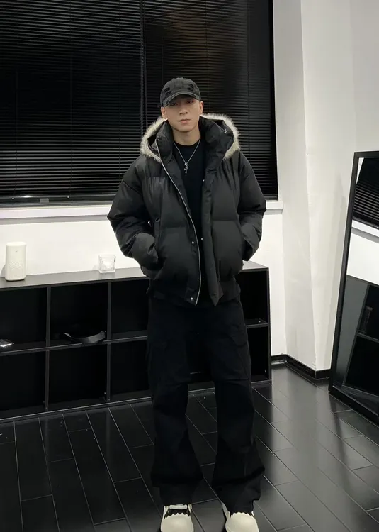 YJ玖柒冬季PU皮可拆卸帽子加厚保暖棉服外套高级感短款棉衣MY260