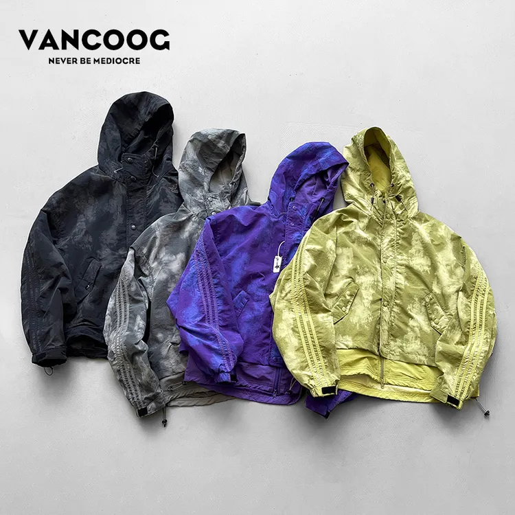VANCOOG秋季美潮宽松外套连帽户外冲锋衣运动防水迷彩短款夹克男
