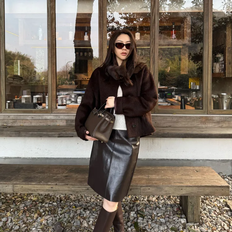 王嬛嬛MsLime【冷杉】复合工艺新西兰进口极光绵羊皮裙 HD2D0154