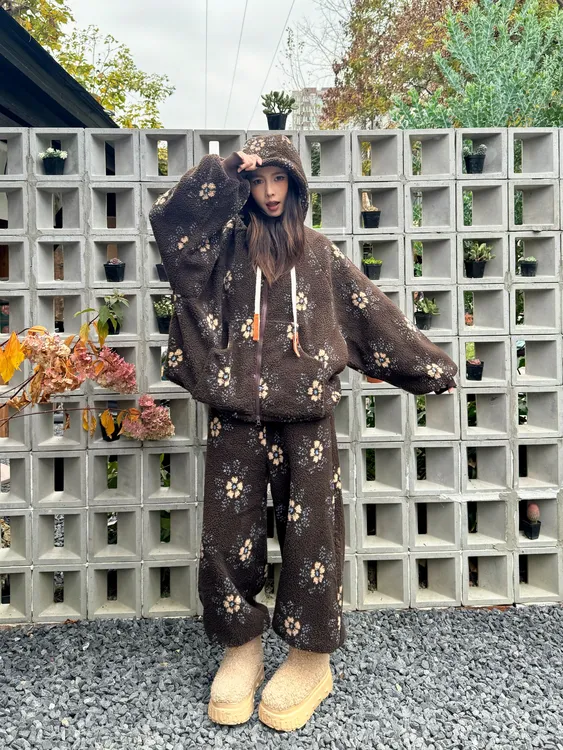 韩系高级感时尚珊瑚绒连帽睡衣女冬季新款加厚保暖家居服套装外穿