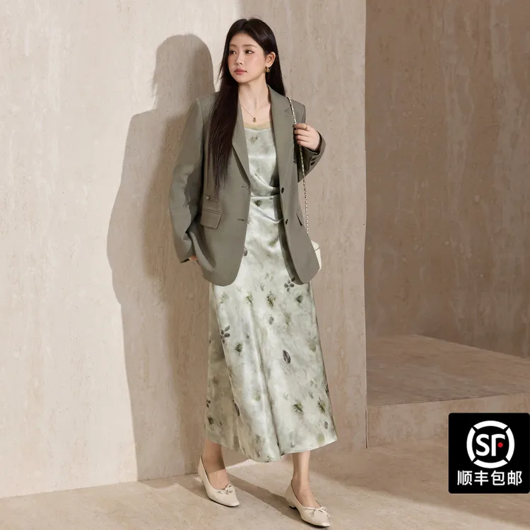蓝语大码气质休闲通勤百搭西装外套水墨晕染抽皱收腰连衣裙两件套
