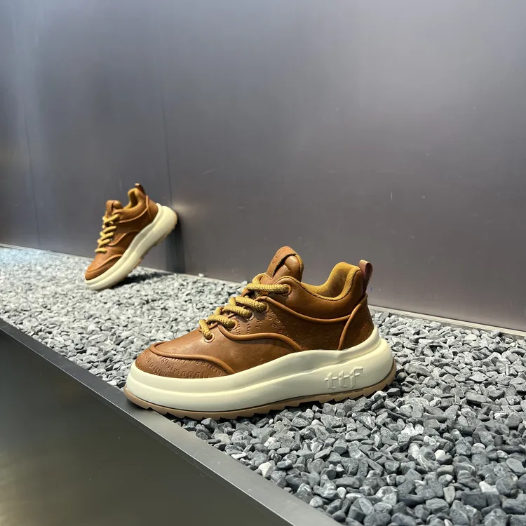 2025秋冬单棉同款定制男士皮面纯色休闲软底软面时尚百搭青春潮鞋