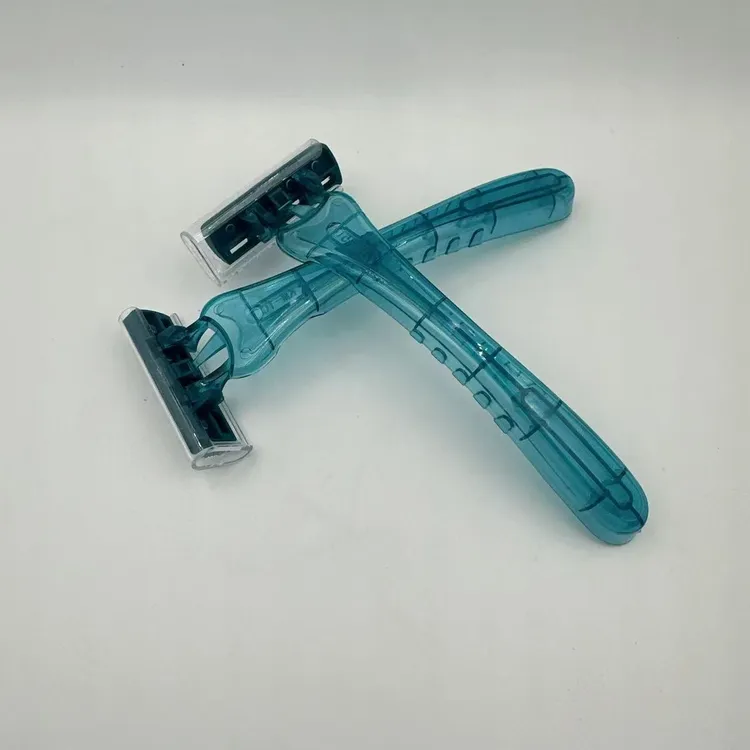 一次性刮胡刀三层刀片酒店澡堂民宿专用