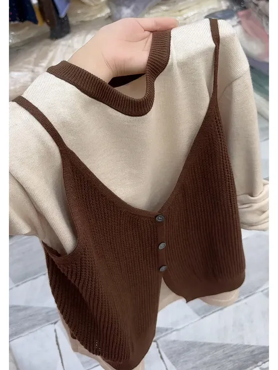 法式洋气长袖圆领单排扣拼色咖色假两件女2025早秋简约百搭针织衫