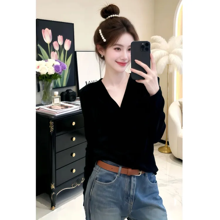 高品质金丝绒V领垫肩长袖T恤女春秋冬新款打底百搭体恤高级感上衣