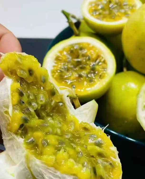 广西南宁果园新鲜现摘正宗钦蜜9号百香果香甜多汁