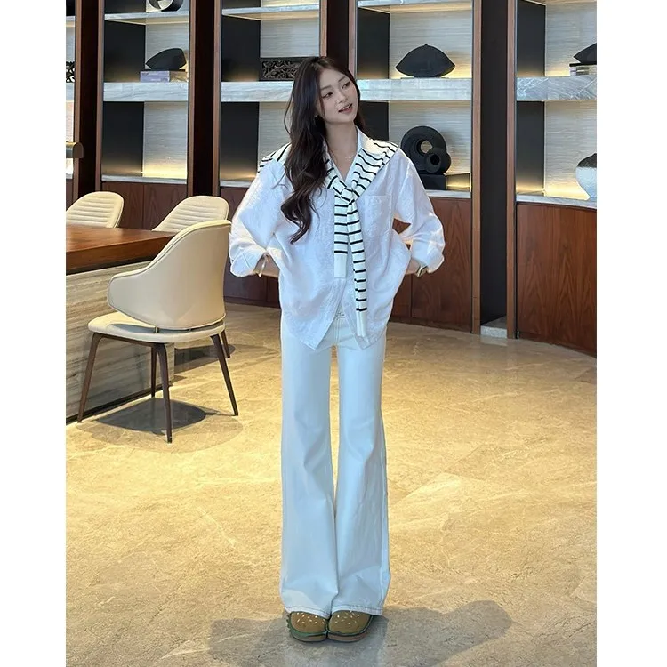 【萱芸芸专属】白色高腰不贴腿微喇牛仔裤女2025秋季显瘦百搭长裤