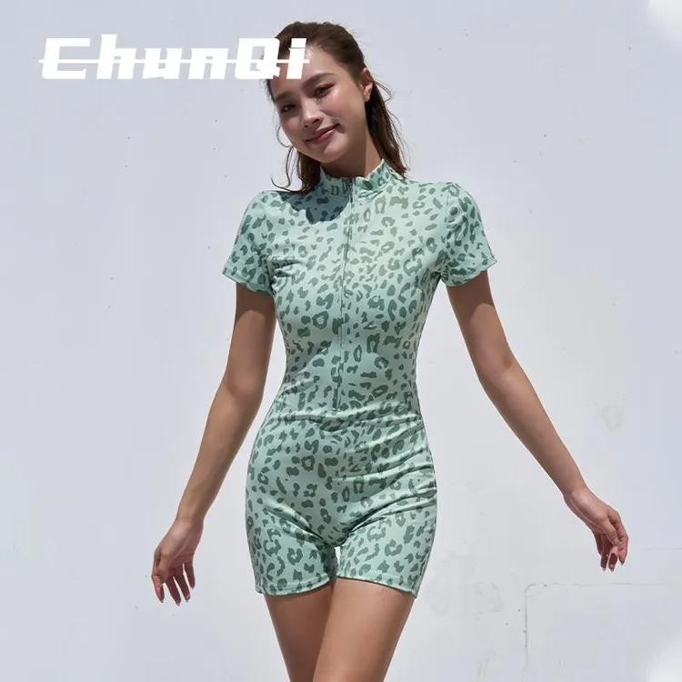 维多利亚时尚性感豹纹瑜伽服连体衣蜜桃提臀健身短裤运动服女速干