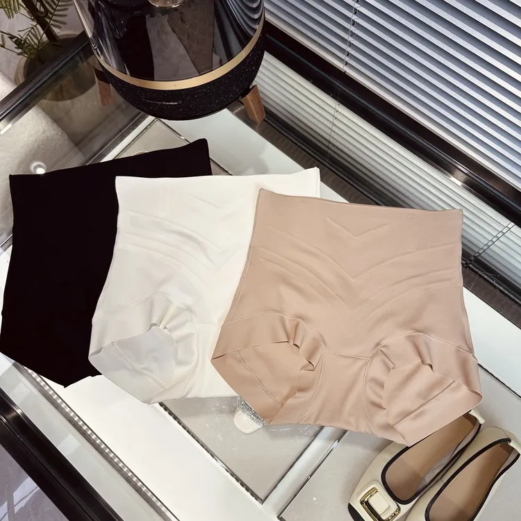 5001（85-155）新款女士无痕隐形塑形收腹提臀内裤高弹三角裤短裤