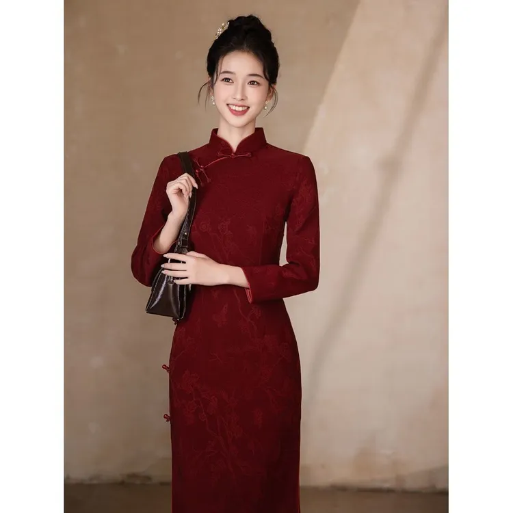画报夫人旗袍敬酒服2025新款高级感结婚礼服新中式订婚装长袖复古