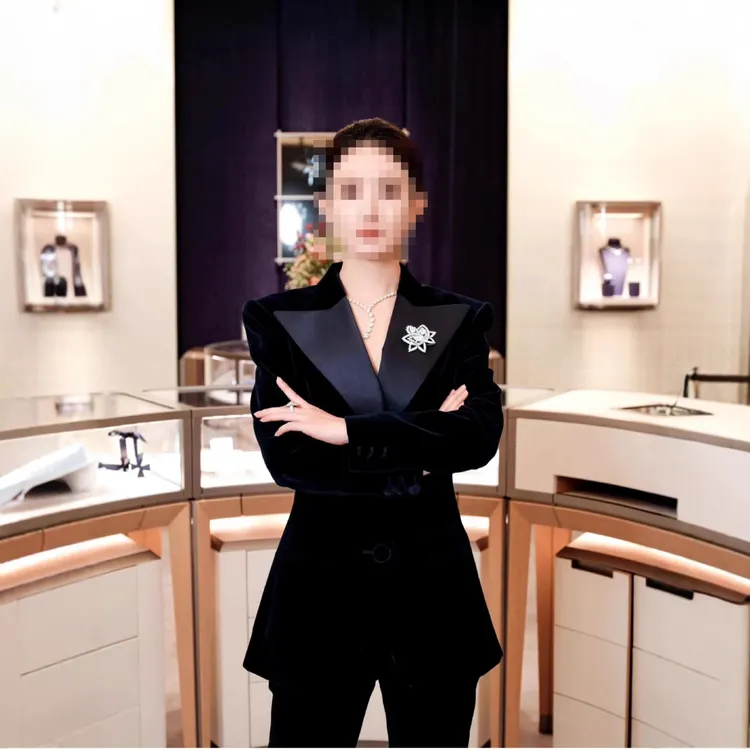 2025明星同秋季女总裁气质丝绒收腰西装裤子两件套新款西服外套